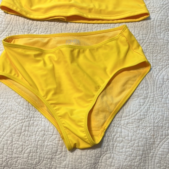 Jones of NewYork small two piece bathing suit. NWT - Picture 4 of 6